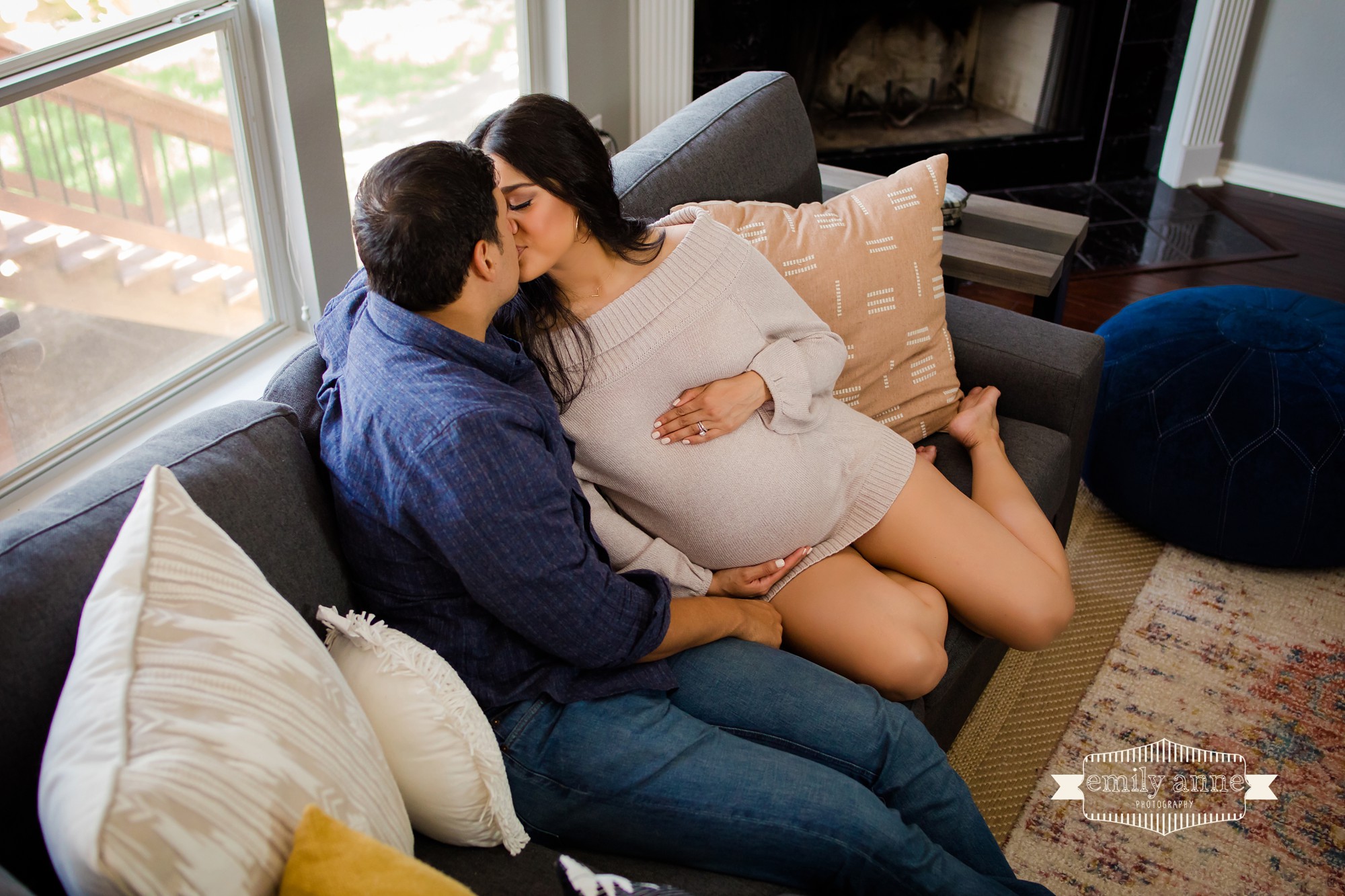 indoor maternity session